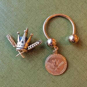 Vintage Set Gold Brooch & Charm Holder Keychain Key Ring